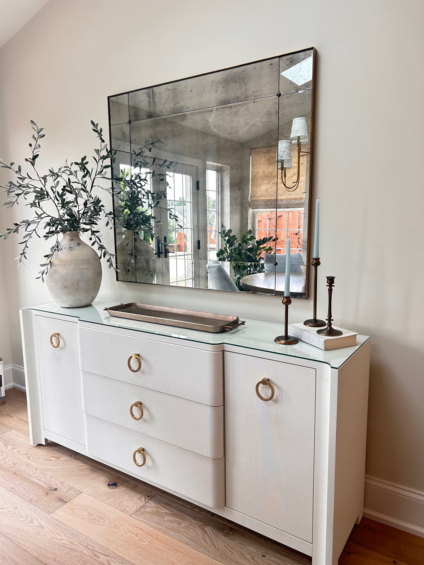 Elevated Living Spaces detail at Magnifica by Oak Heart Interiors, photo 7